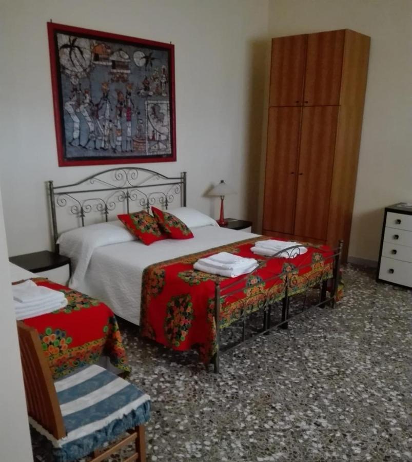 B&B Villa Vittorio 加拉托内 外观 照片