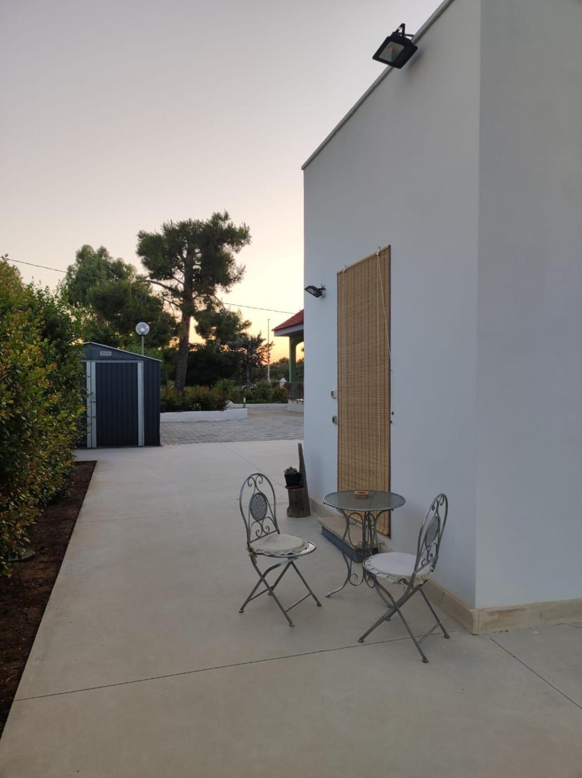 B&B Villa Vittorio 加拉托内 外观 照片