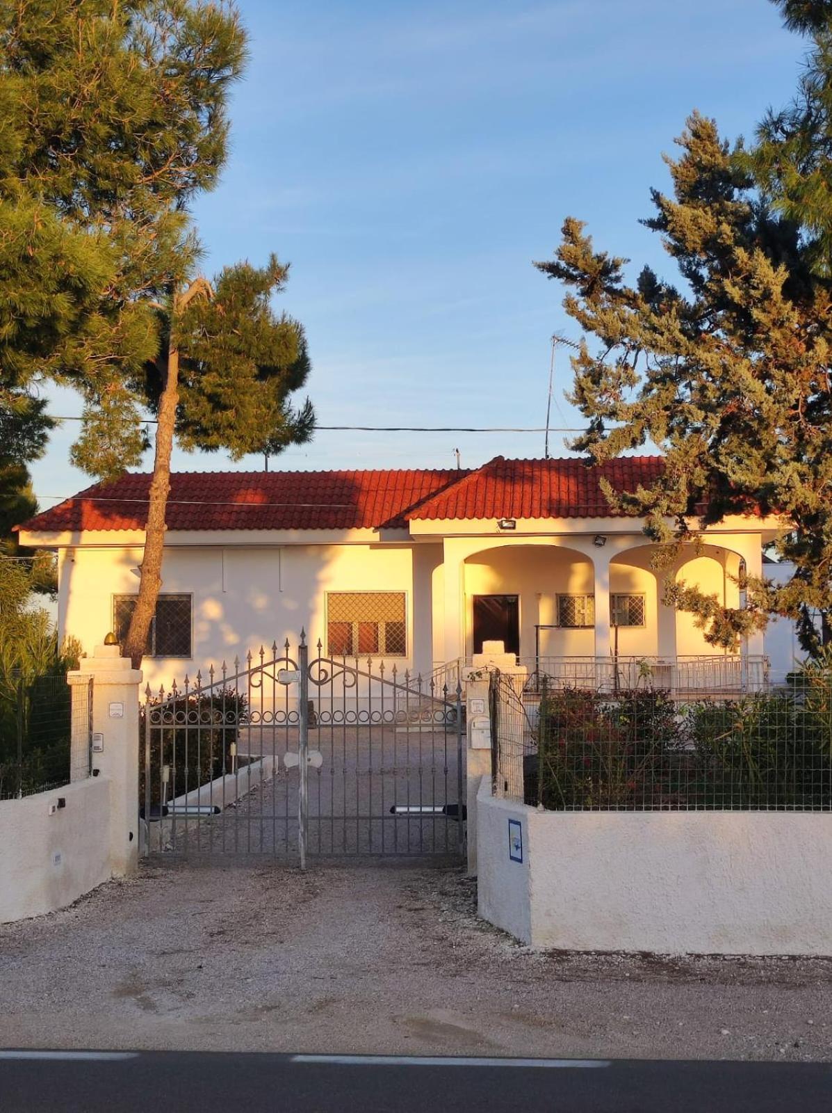 B&B Villa Vittorio 加拉托内 外观 照片